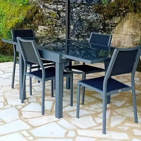 Le Noisetier Semesterbostad